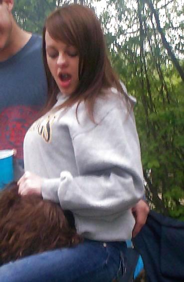 Riesigen Titten Aus Dem Netz 9 #9239828