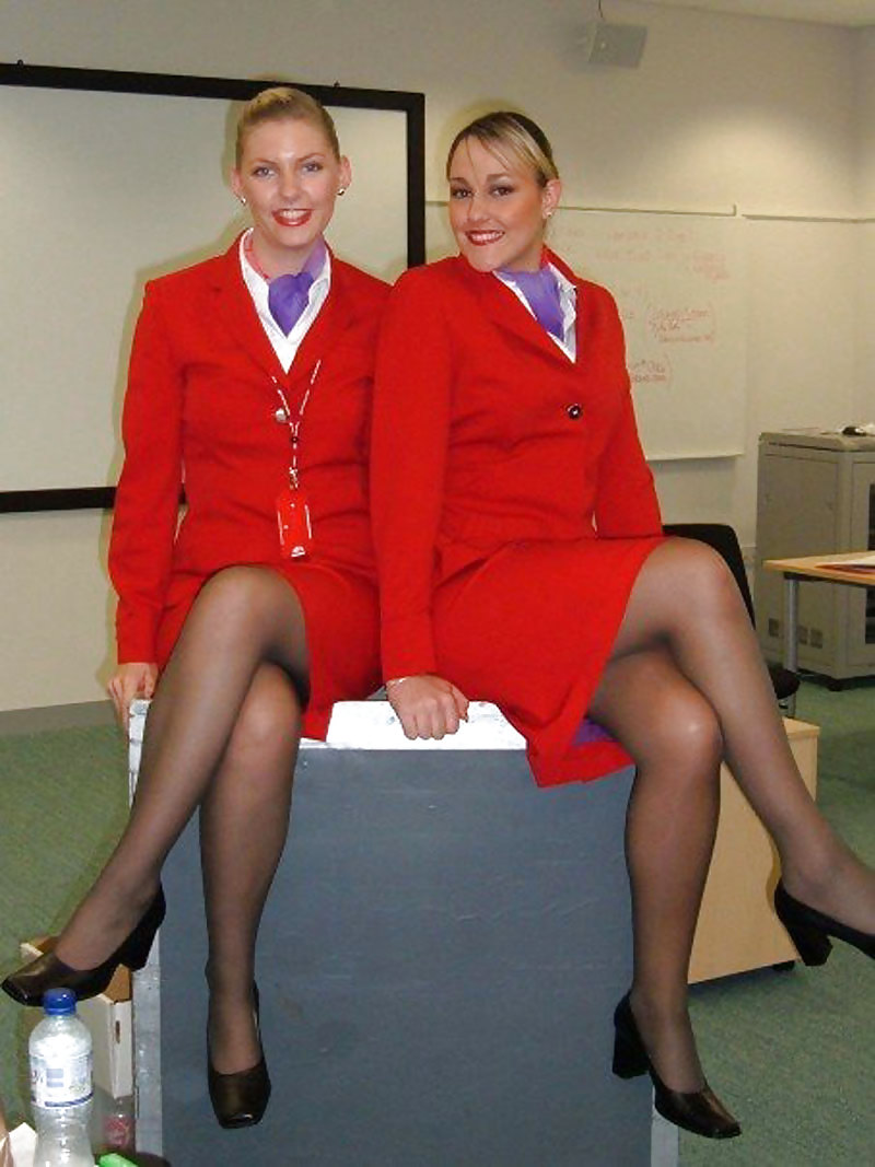 Hôtesse De L'air Et De L'érotisme Par Twistedworlds Stewardesses #6138908