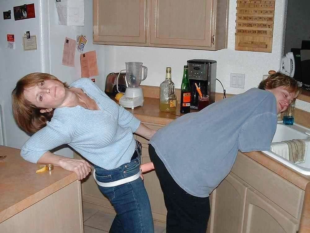 Housewives showing for us #6934701