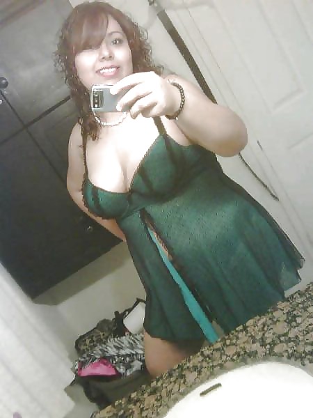 Amatrice habillees et horny 05 #9597634