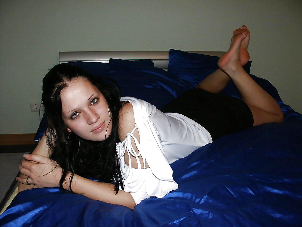 Amatrice habillees et horny 05 #9597696