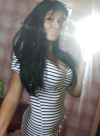 Amatrice habillees et horny 05 #9597712