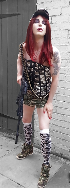 Trans ragazza dell'esercito supersatin ( aka prettykitty ) #22363945