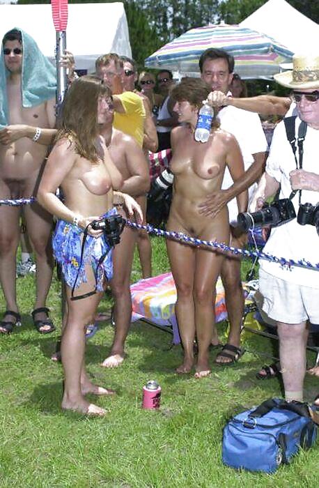 Random Exhibitionists 11
 #17812908