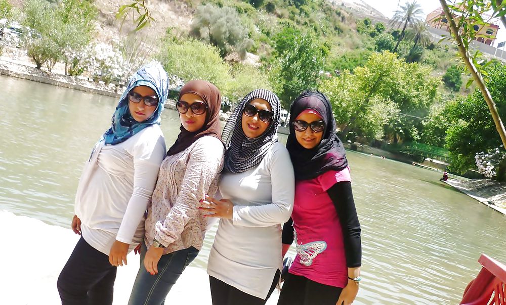 Arab girls #9722744
