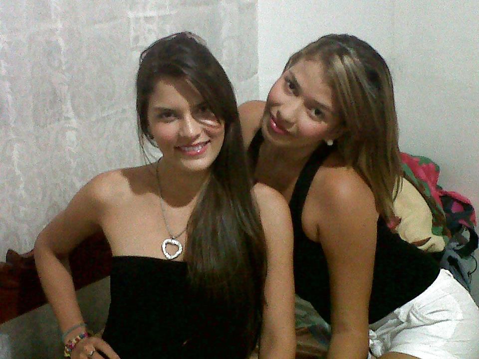 Mujer (amiguitas 28)
 #12390810