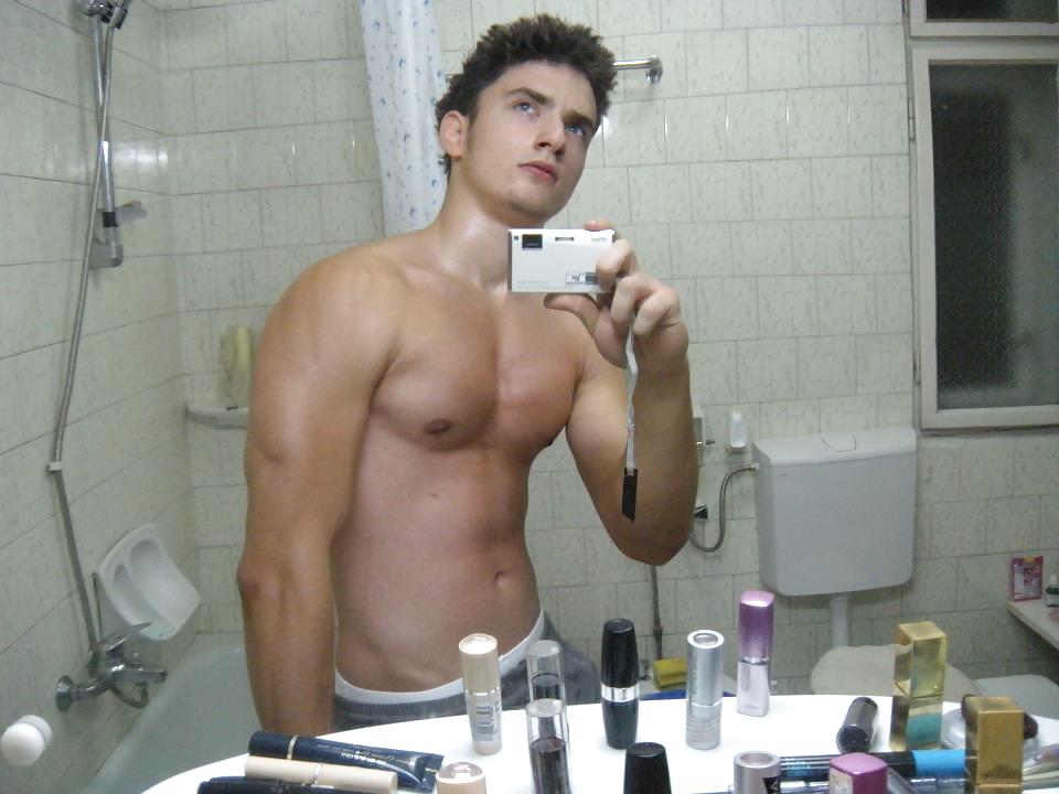 Hola hola
 #11796177