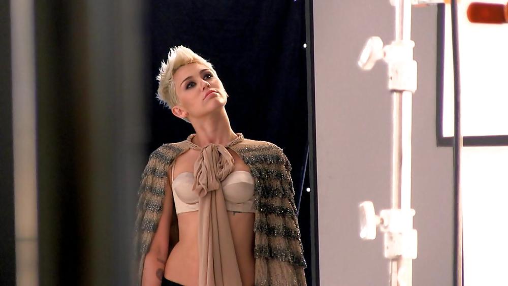 Sexy Miley Cyrus Photoshoot for ELLE UK, June 2013 #18347620