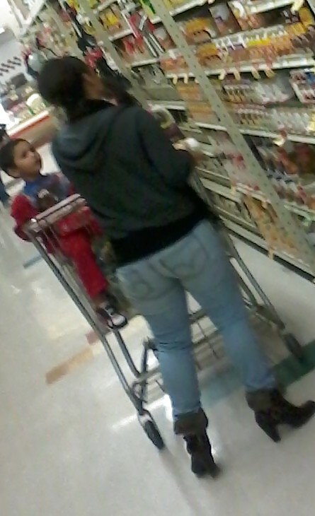 Random butts #16640958