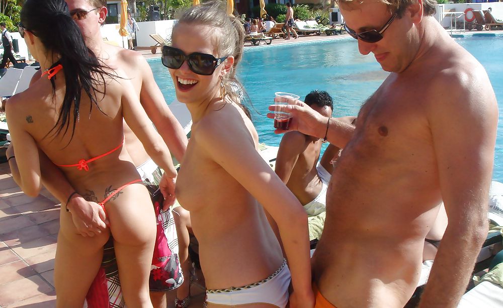 Null-Pool-Party #19357043