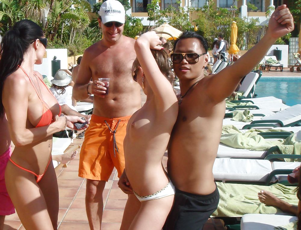 Null-Pool-Party #19357241