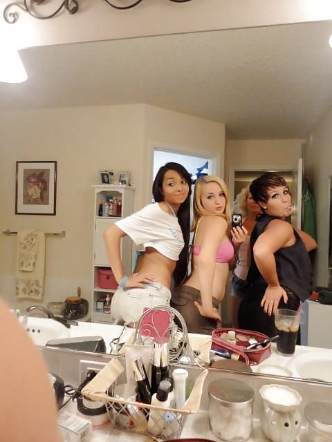 Friends   #3188091