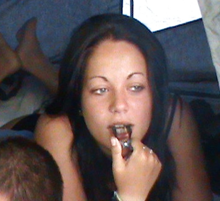 Une un comentarista
 #19079018