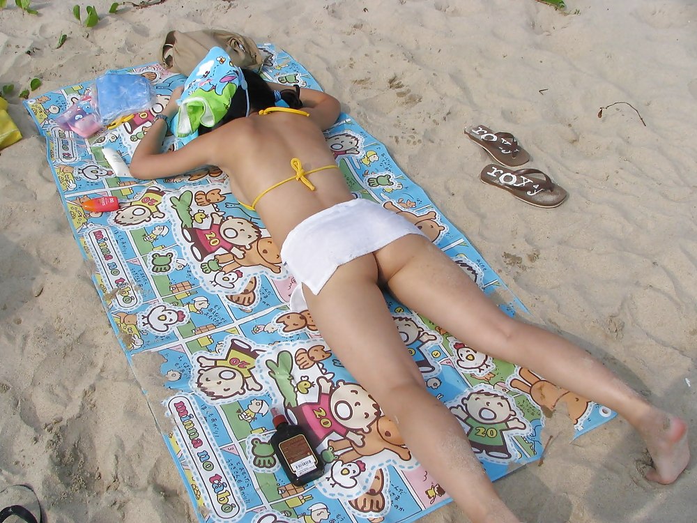 Dolce ragazza della spiaggia da hk
 #2309210