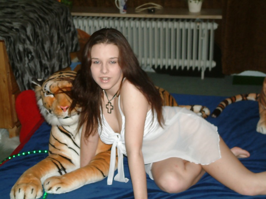 Erica ama a los tigres
 #9667306