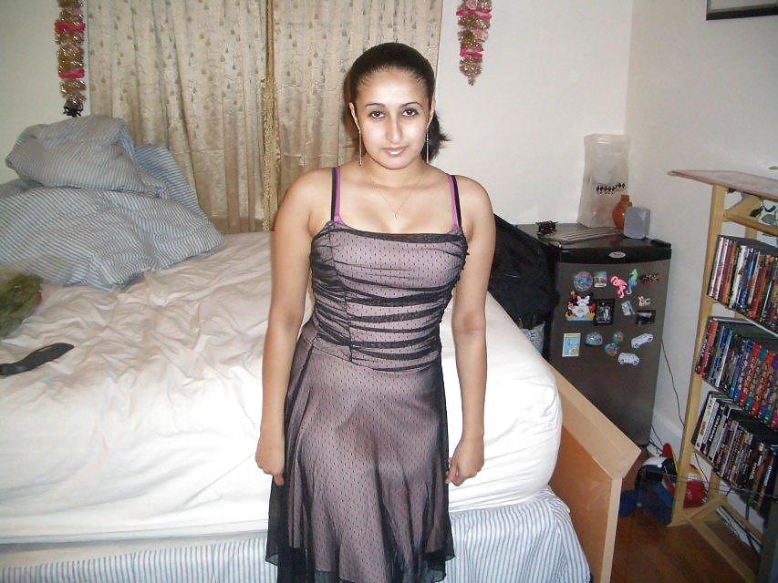 INDIAN AMATEUR COLLECTION IX #7981110