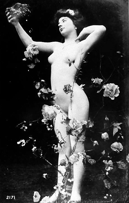 Die Schönheit Der Aktfotografie #14586680