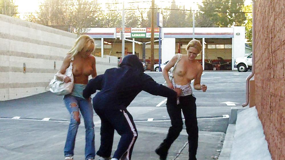 PUBLIC SEXY SEEN SEE IT GUYSS #3489344