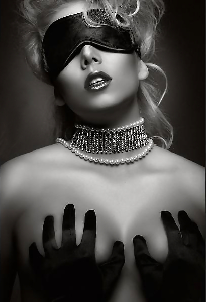 Mundo fetiche
 #12532448