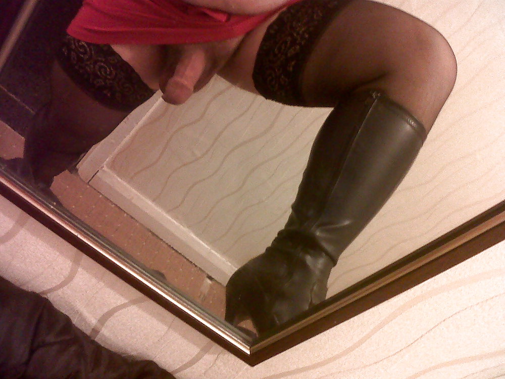 BLACK KNEE HIGH LEATHER BOOTS  #16413587