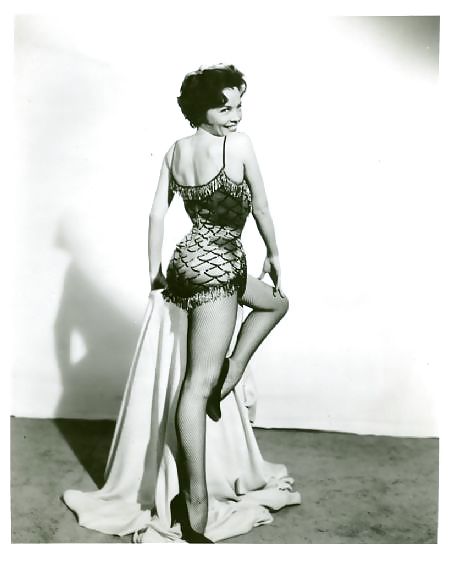 Leslie Caron
 #15816308