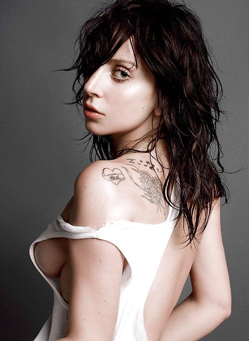 Lady Gaga Topless V Magazin Bilder #20429612