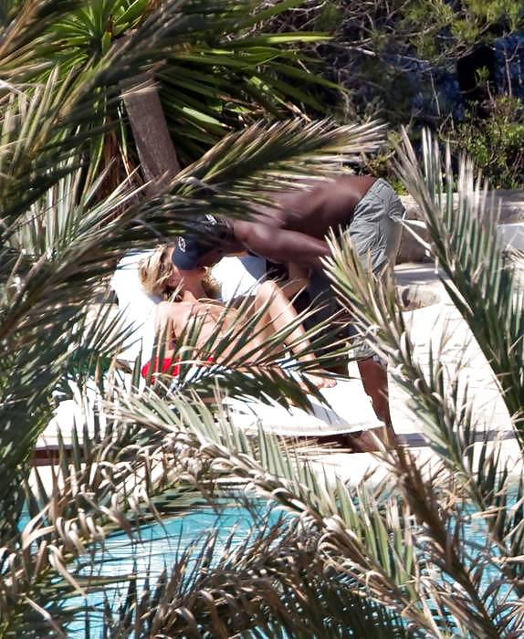 Heidi Klum - topless vacation in Ibiza #5016470