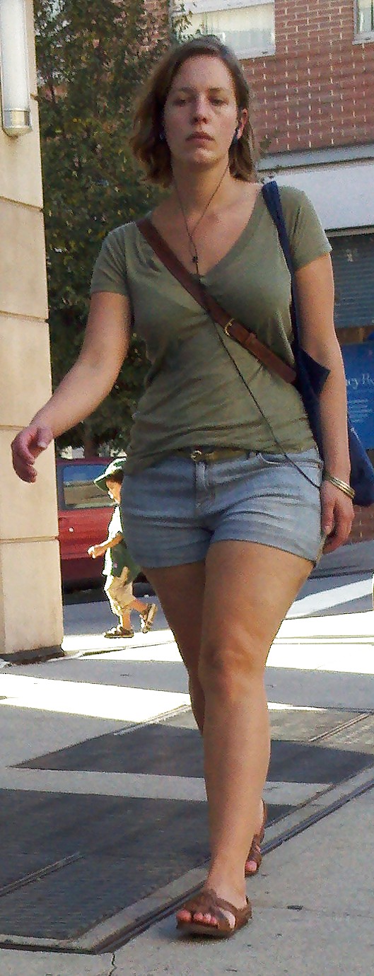 Harlem Girl in the Street