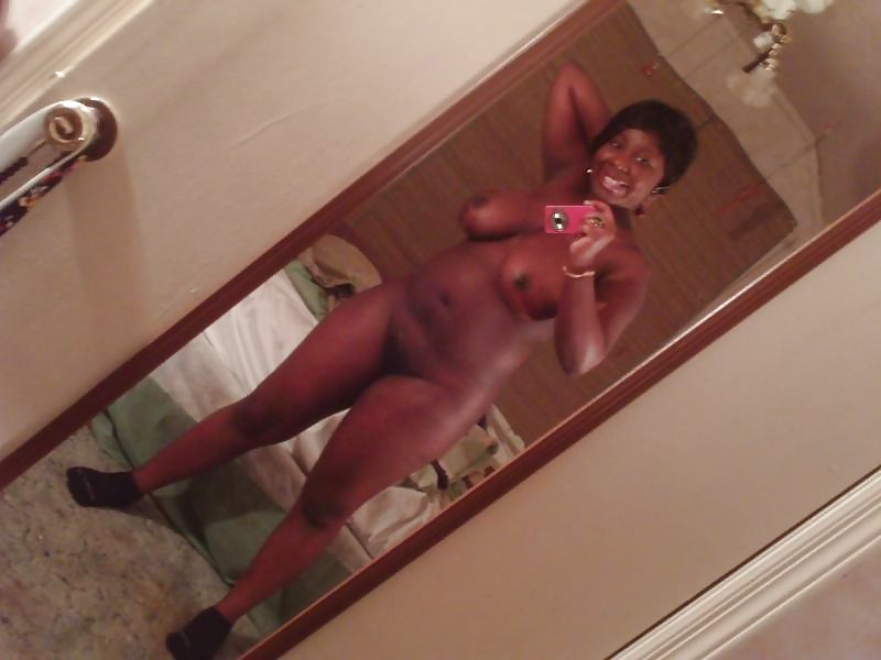 BLACK AMATEUR GIRLS - SELF PICS V #6809992