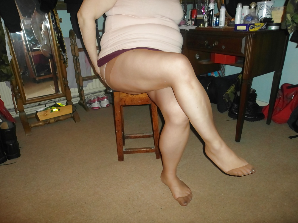 Tanya showing her nylon feet tights pantyhose stockings  #22221276