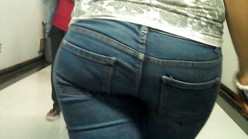 Big ass butt walking for you in jeans #3242742
