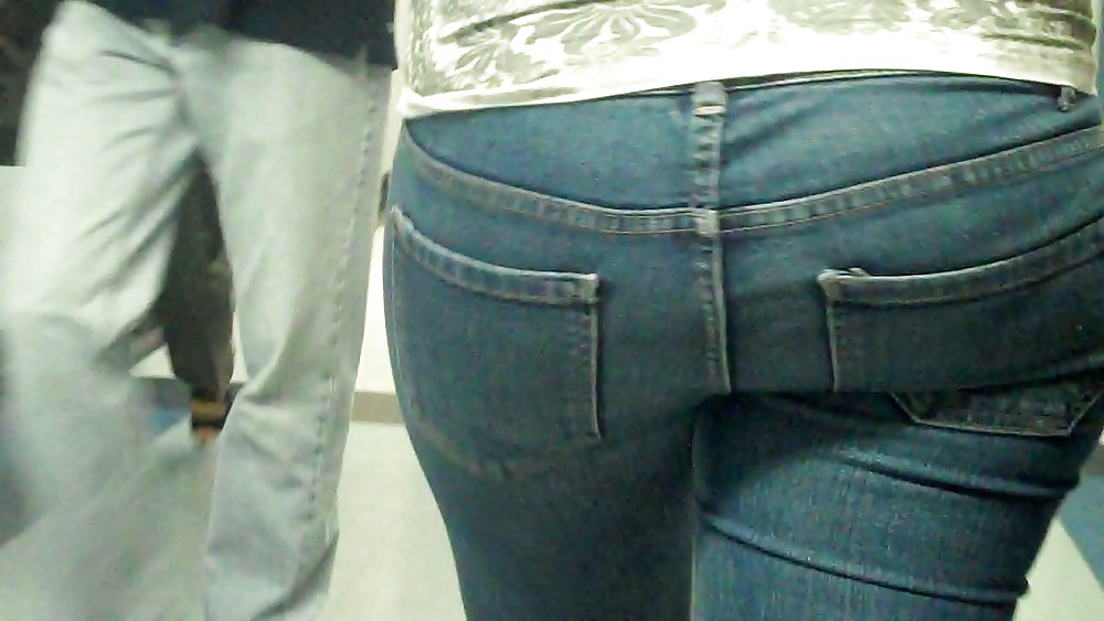 Big ass butt walking for you in jeans #3242749