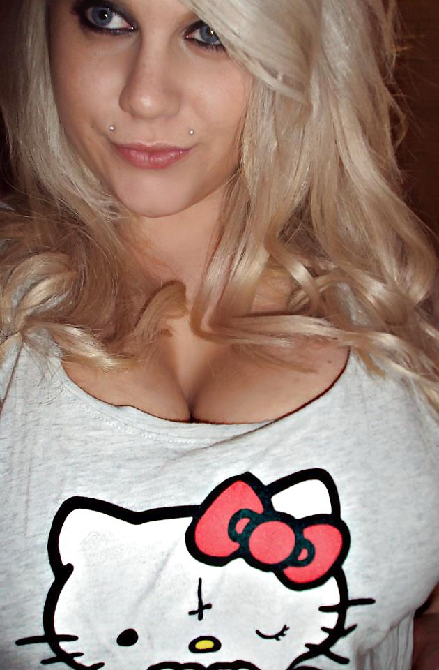 Meee #17469919