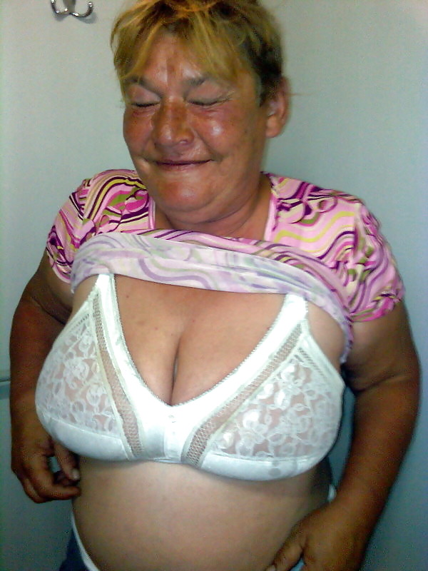 Maria Antonia 61 yo #21452381