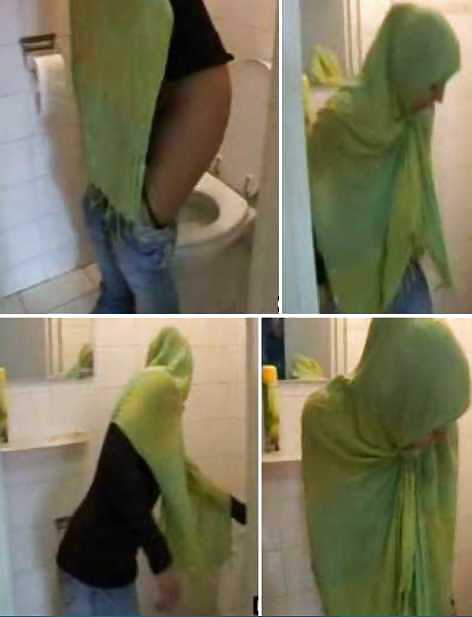 Jilbab & hijab & niqab in pathroom #17419431