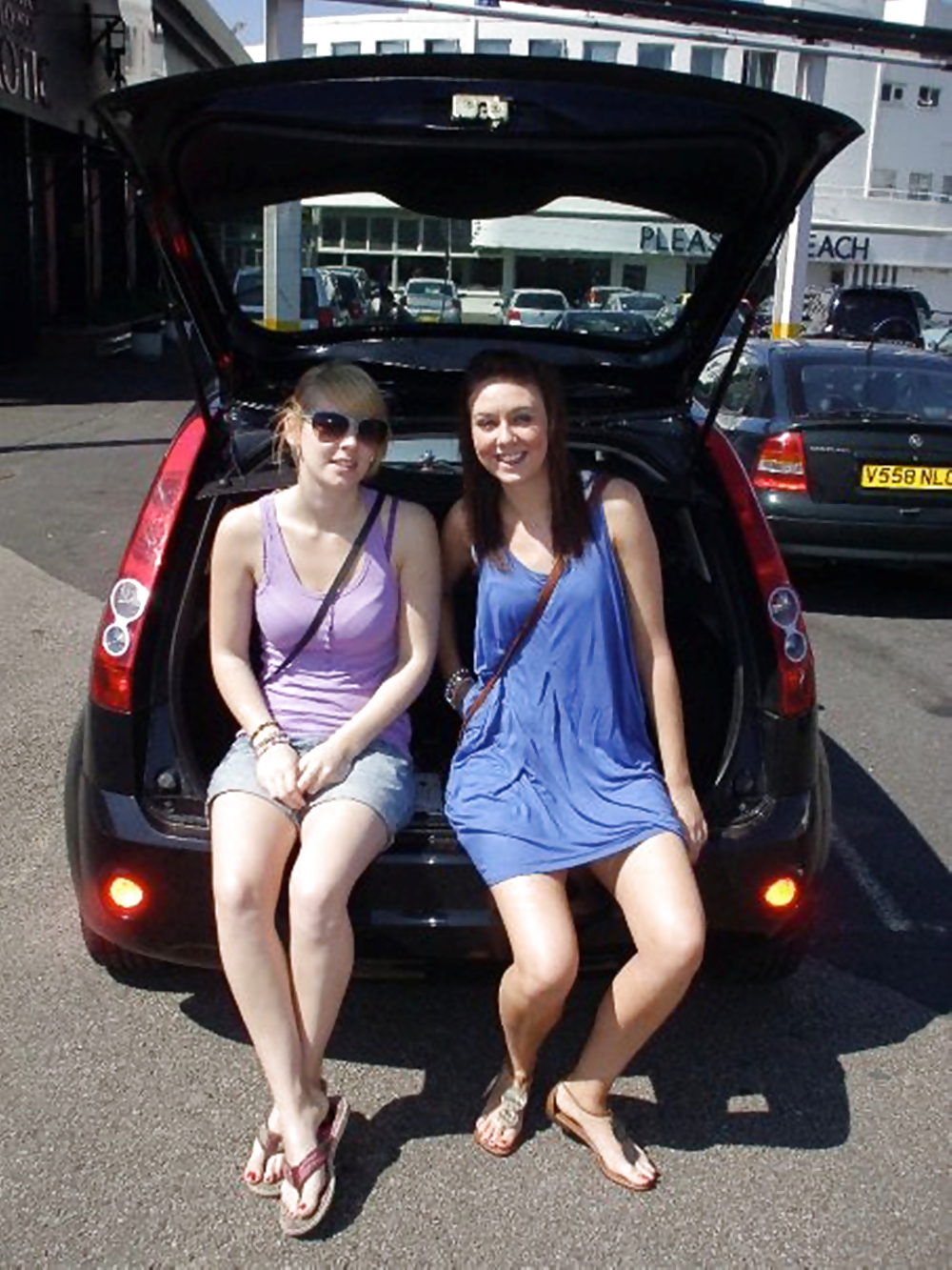 Purse strap between the breasts 02 #8492753