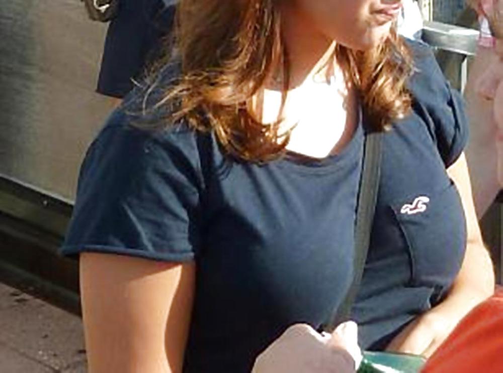 Purse strap between the breasts 02 #8493026