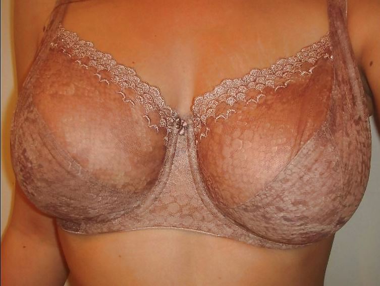 Chunky tits in bra 12 #12529941