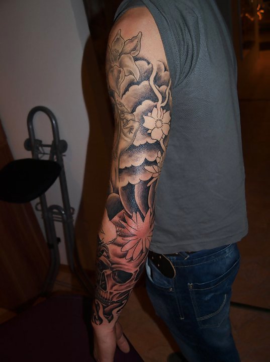 Tattoo enstehung... die schmerzen waren es wert :) #4526397