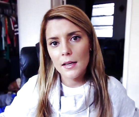 Hot youtuber grace helbig 
 #17935941