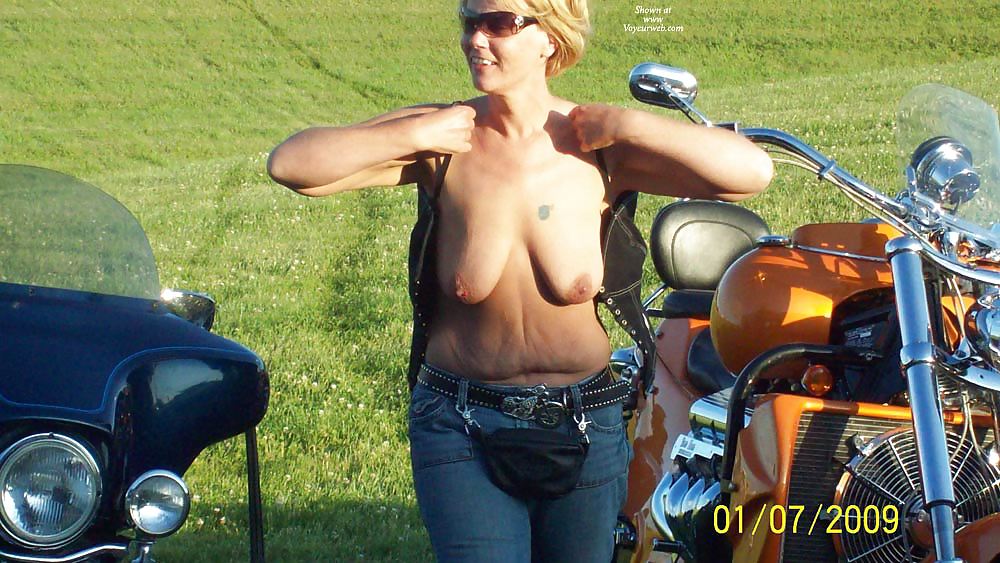 Mature And Grannies Showing Us Their Tits 5 #11593971