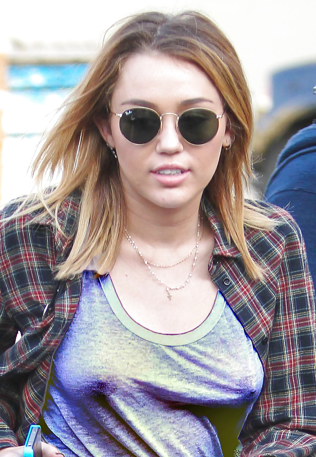 Miley cyrus
 #6043174