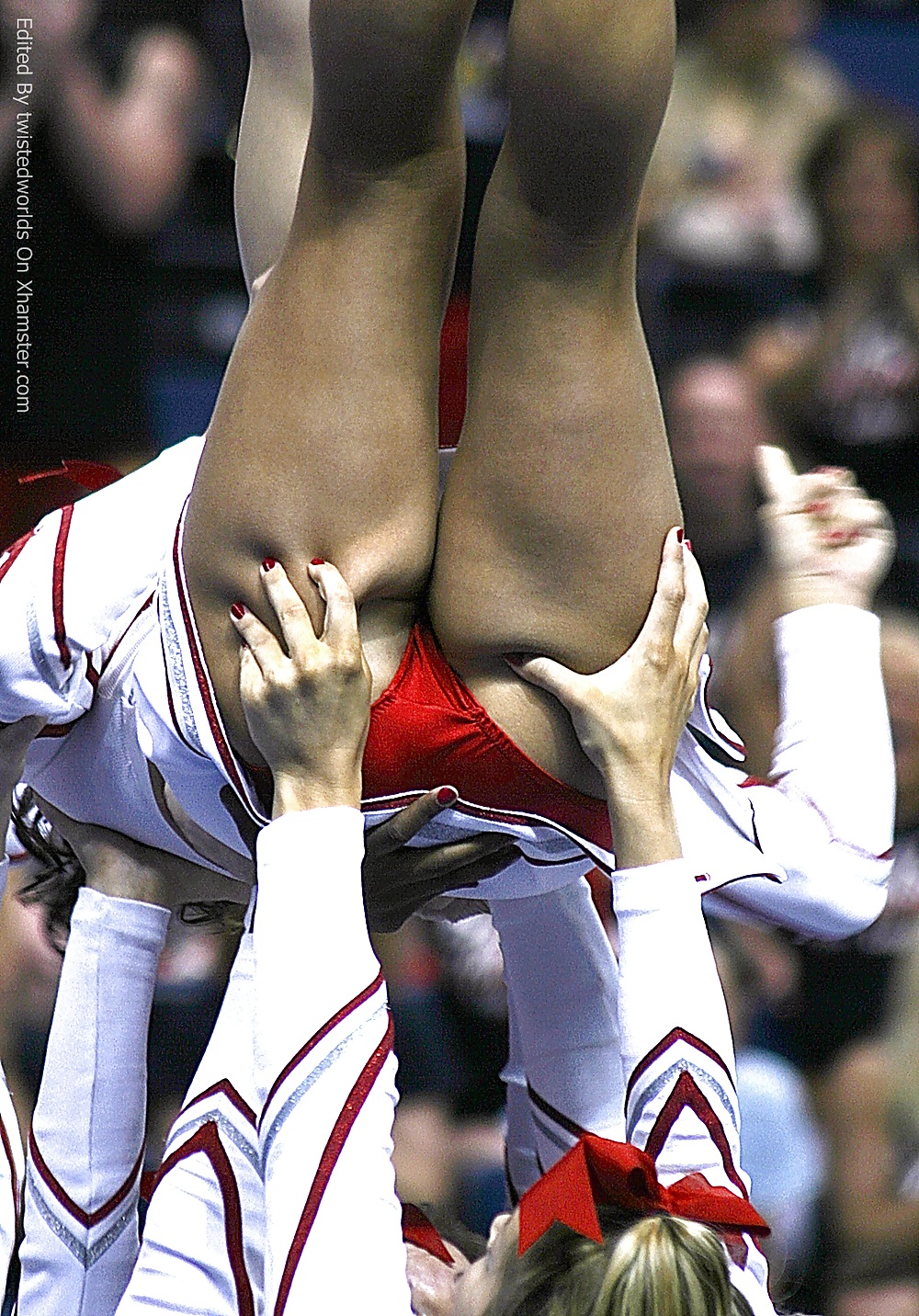 チアリーダーズ エロティカ 10 by twistedworlds
 #18318286