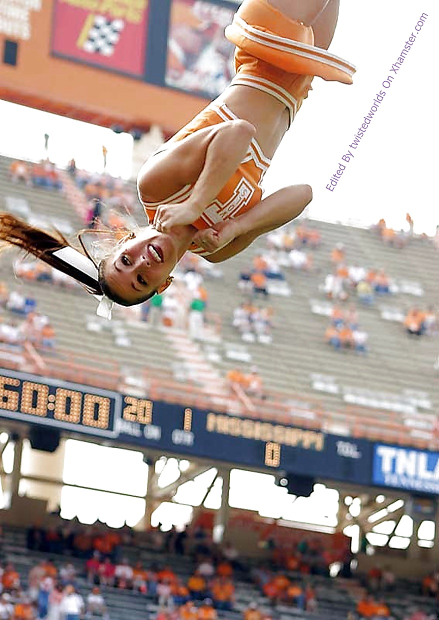 チアリーダーズ エロティカ 10 by twistedworlds
 #18318562