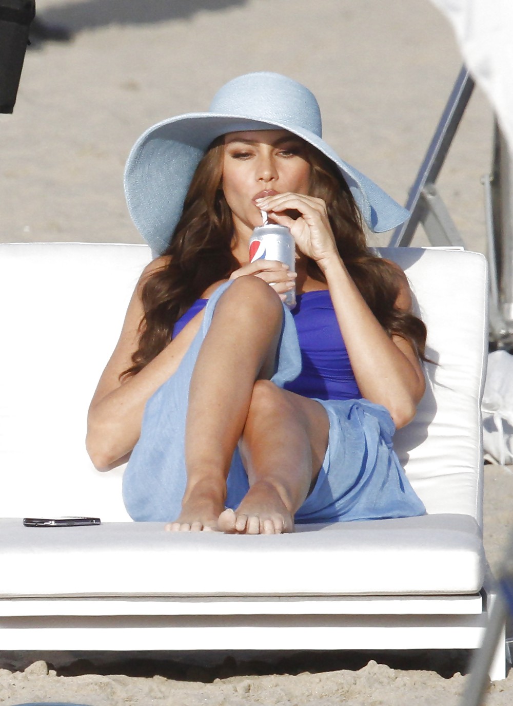 Sofia Vergara & David Beckham a Diet Pepsi commercial in LA #4483760