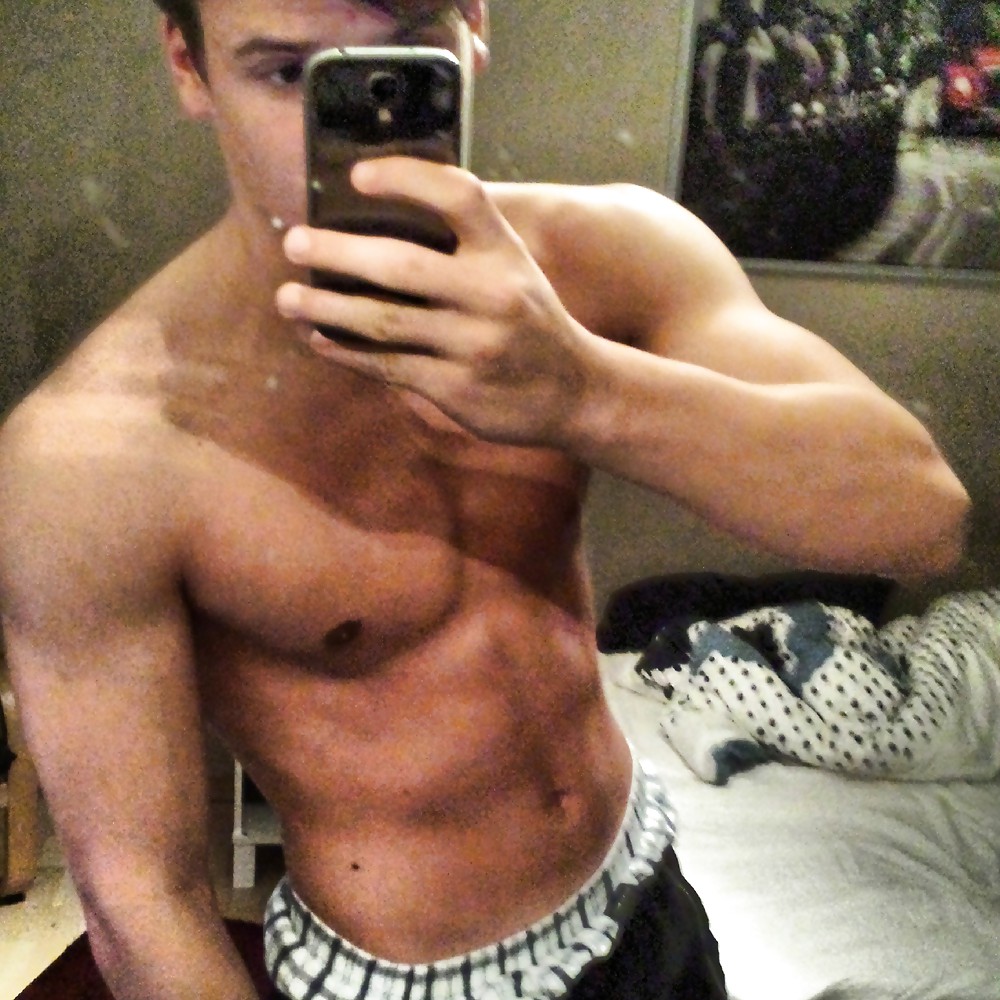 Hola chicas :)
 #22677340