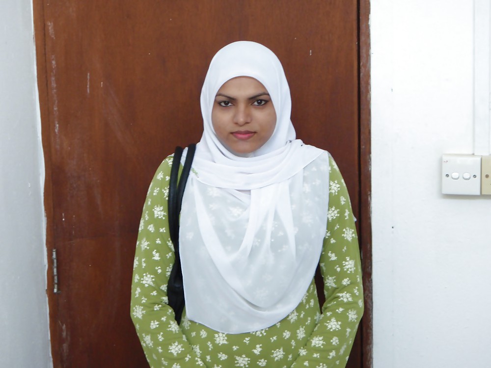 Maldivian hijab girl 3 #16553322