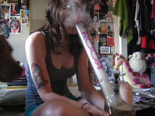 Kiffer girls
 #9067923