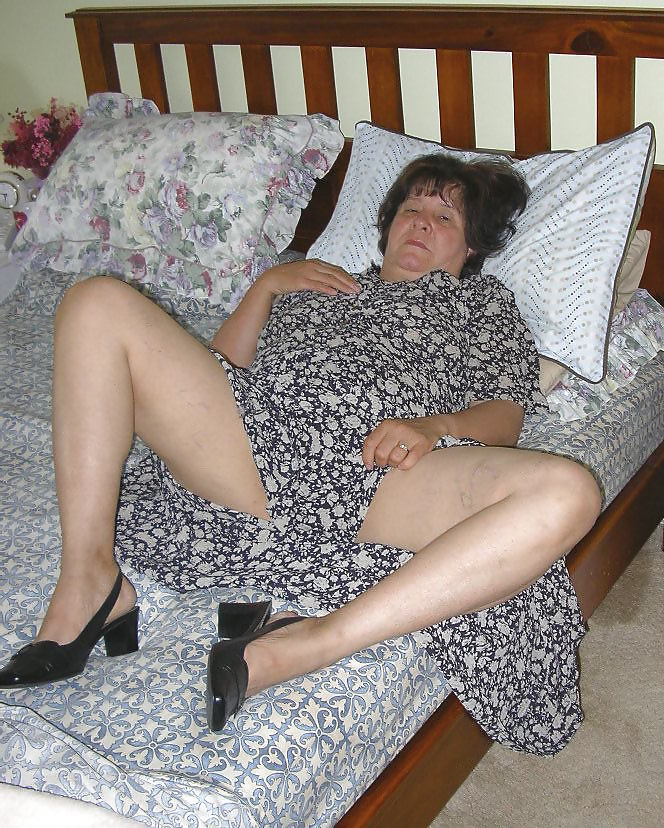 Rosemary appealing legs and upskirt 5 #9294747