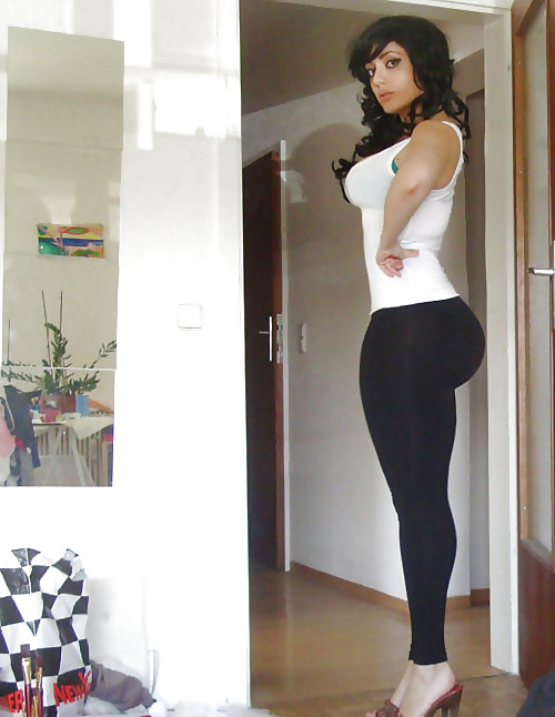 Thick Arab Ladies #9320551